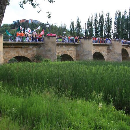 Hotel Douris Temple Soria Zewnętrze zdjęcie